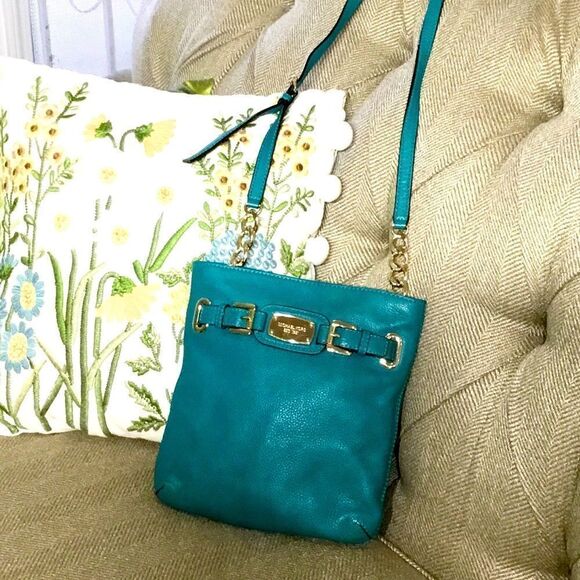 MICHAEL KORS CROSSBODY BAG TEAL/TURQUOISE AND GOLD HARDWARE - Picture 2 of 7